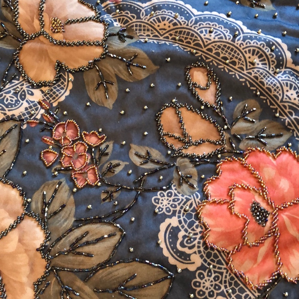 NWT Artisan hand beaded handbag with two interchangeable snap handles